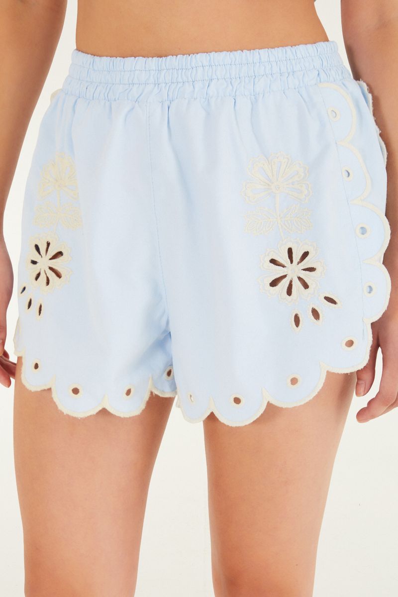 Short Sarja Bordado Richelieu
