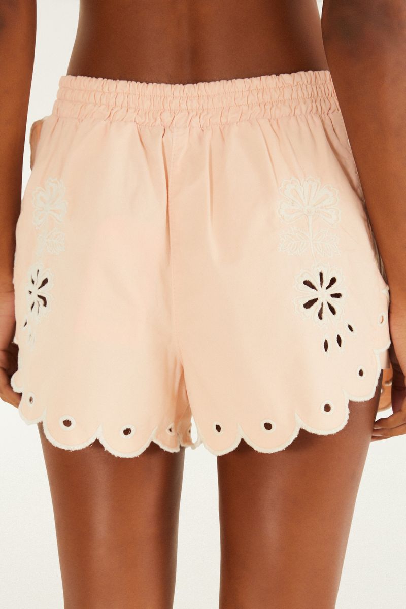 Short Sarja Bordado Richelieu