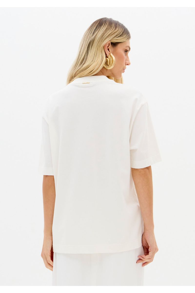 T-shirt Oversized Mangas Curtas