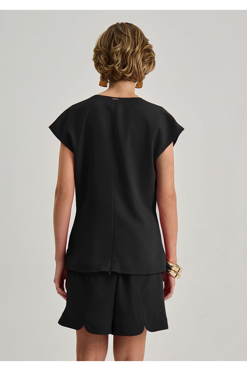 Blusa Iódice Ajustada Decote V Manga Curta Padrão Preto