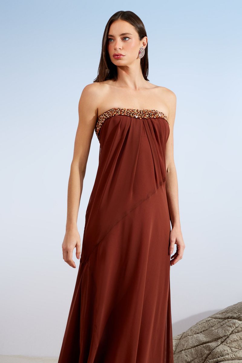 VESTIDO LONGO PALA BORDADA