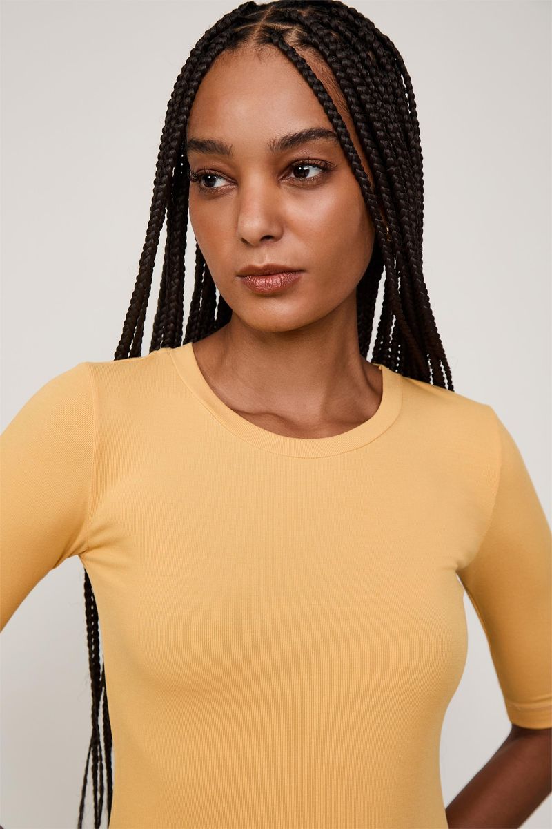 Blusa De Malha Canelada Marrom Com Manga Média