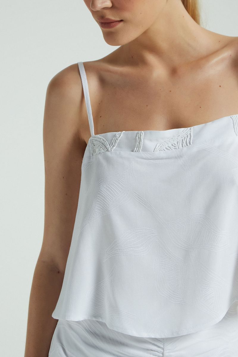 CAMISETA QUADRADA C/ BORDADO-BRANCO