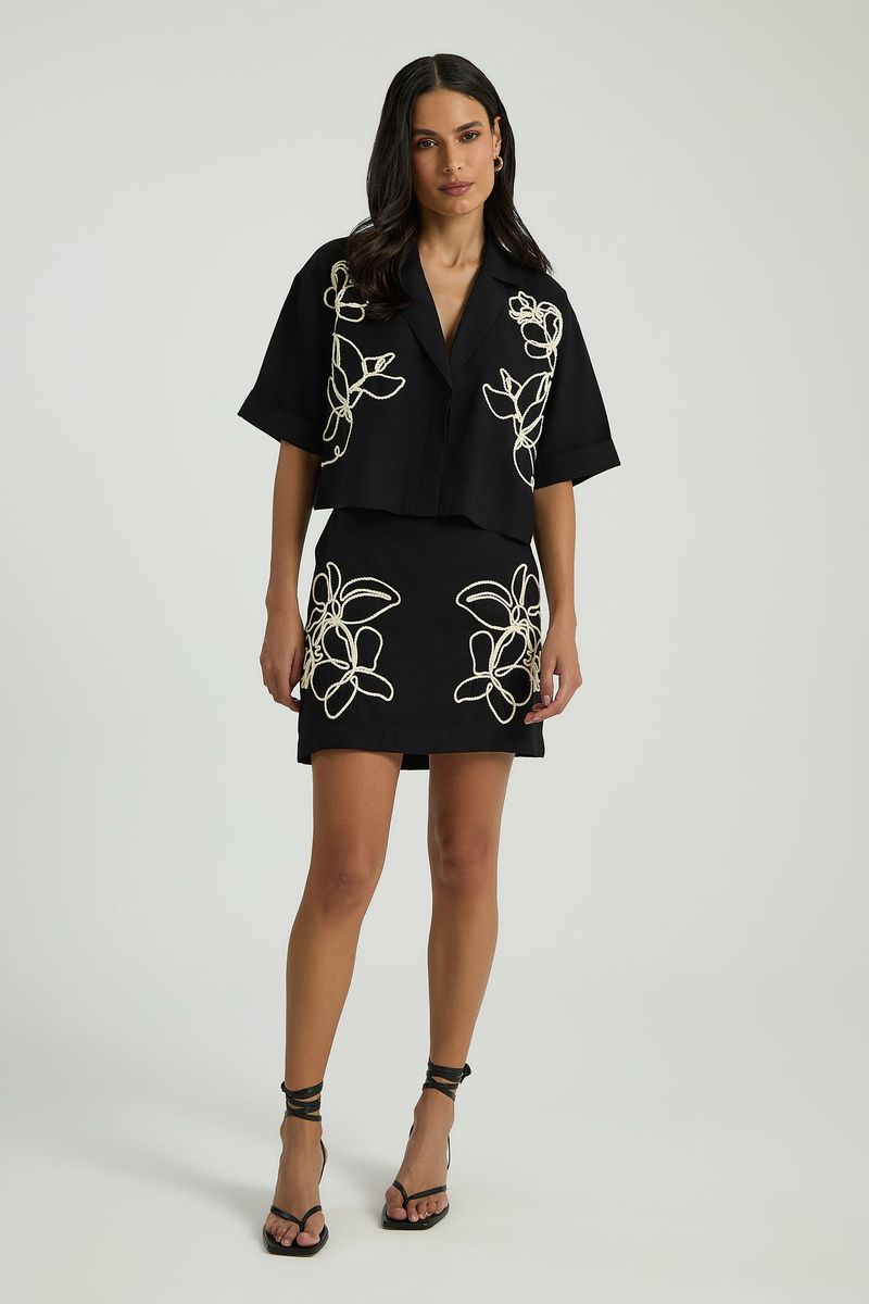 MINI SAIA BORDADA - PRETO