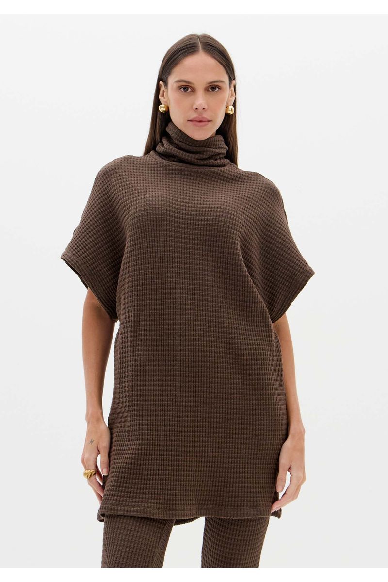 Blusa Alongada Gola Alta