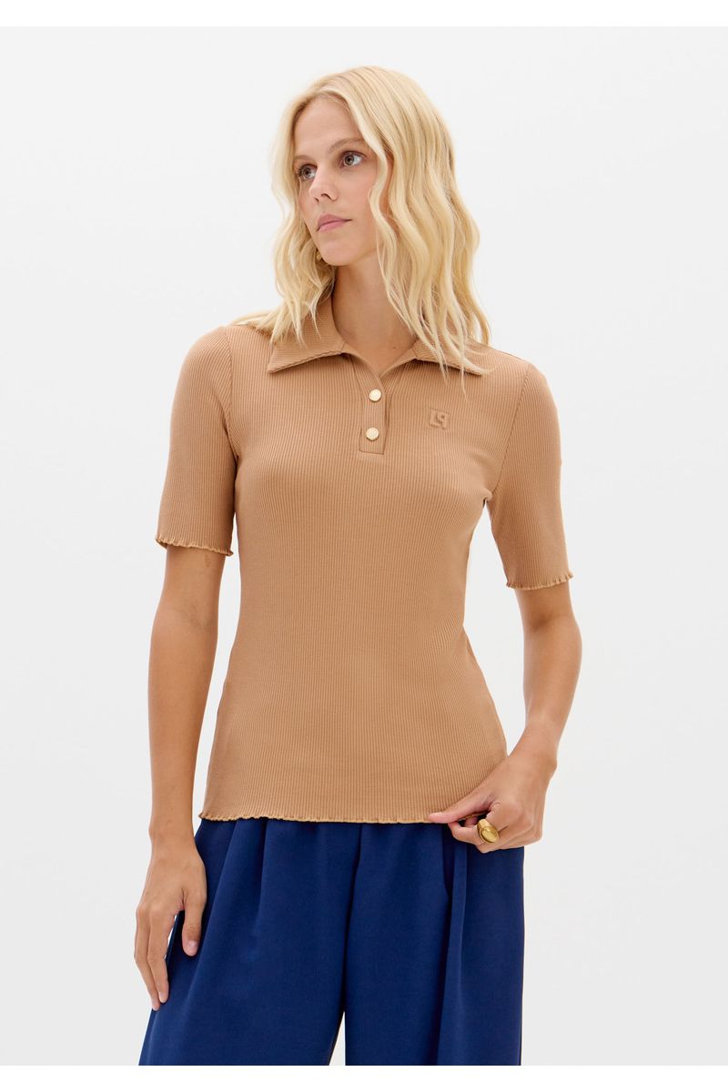 Blusa Canelada Com Gola Polo