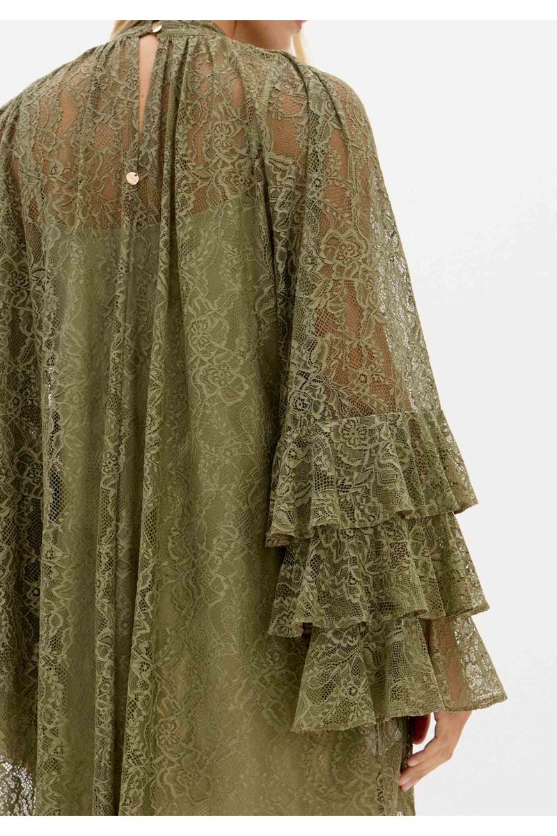 Vestido Curto Amplo Renda