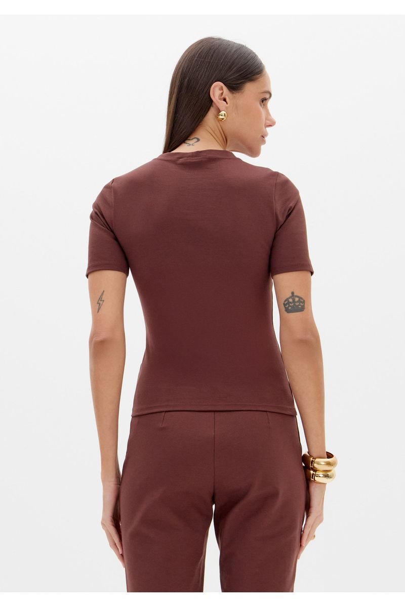 Blusa Com Manga Curta