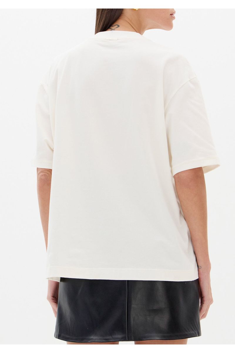 T-shirt Oversized Com Mangas Curtas
