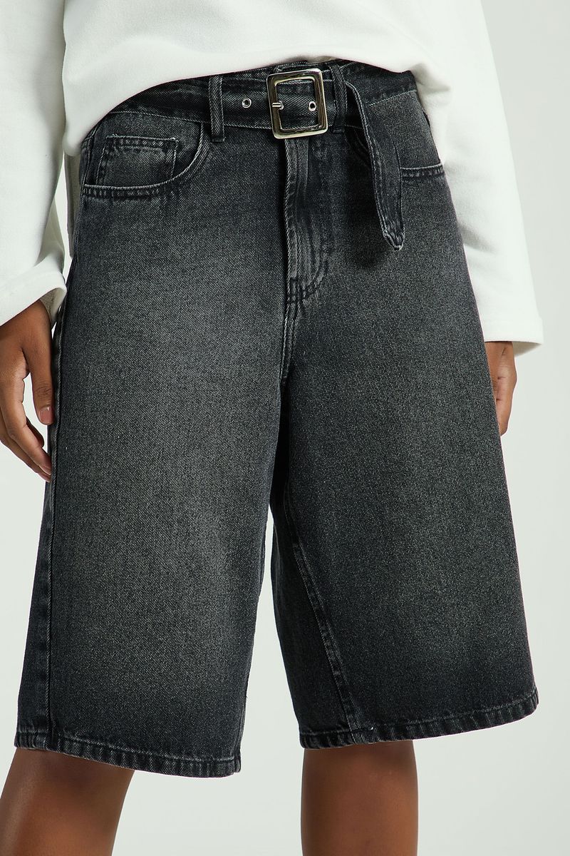 BERMUDÃO EM JEANS - BLACK JEANS