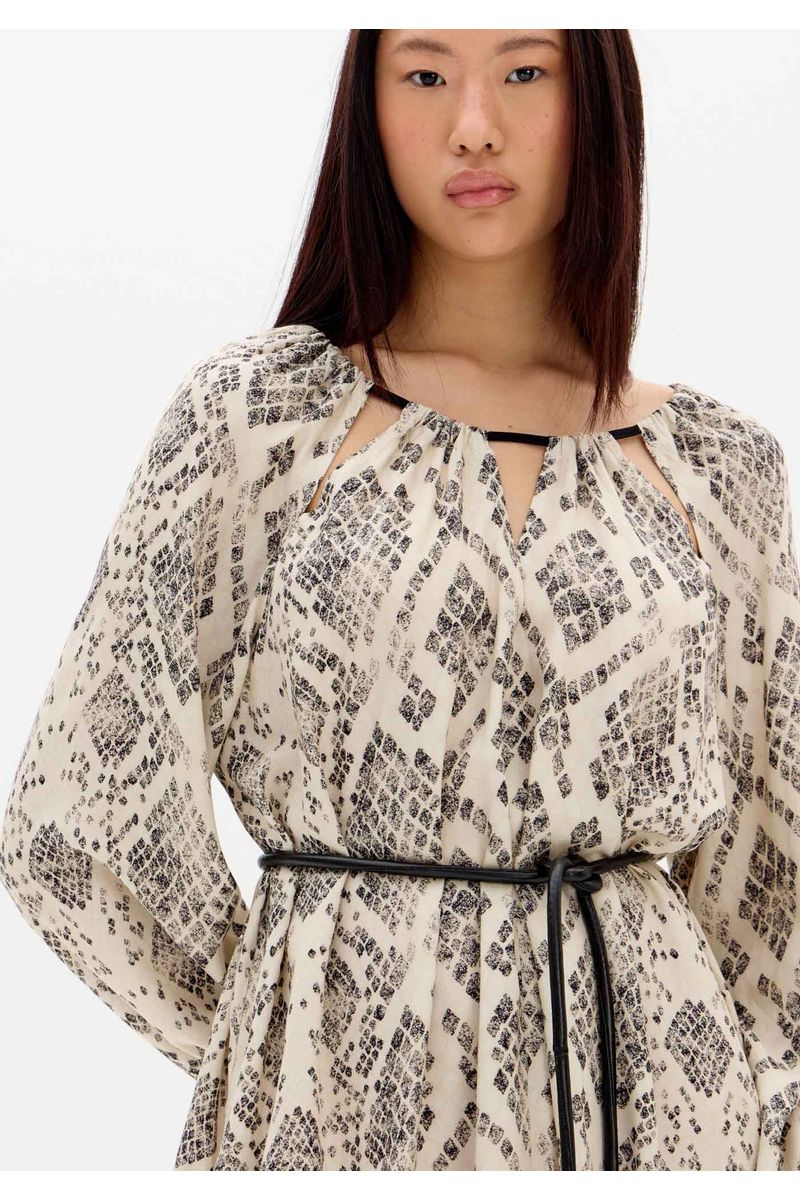 Vestido Curto Manga Longa Estampado