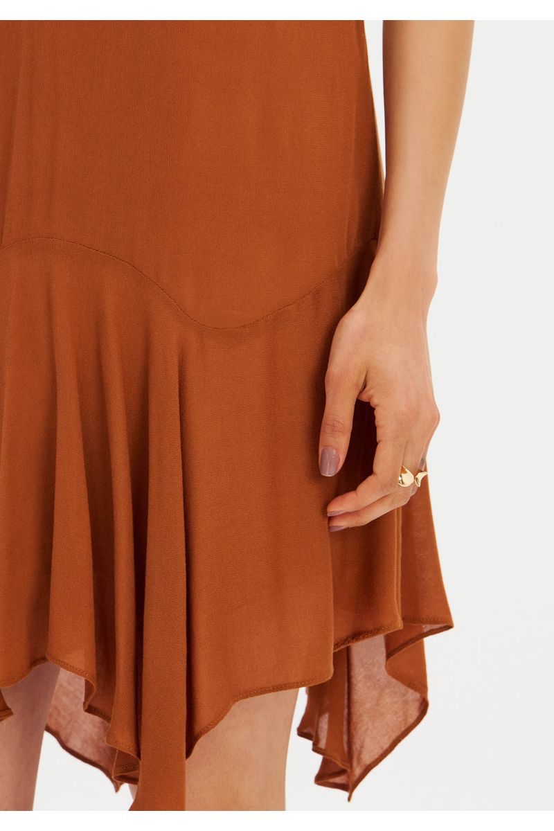 Vestido Curto Assimétrico De Alça