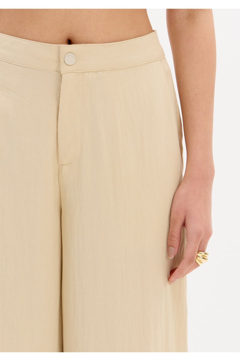 Calça Slouchy Cintura Alta