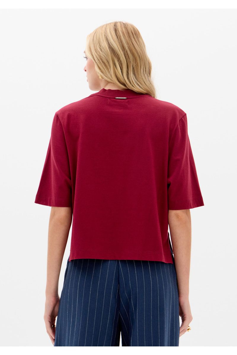 T-Shirt Oversized Com Bordado
