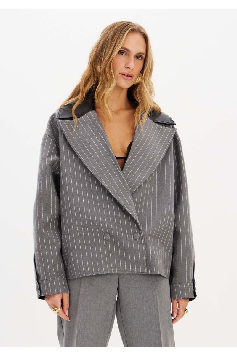 Jaqueta Oversized Listrada