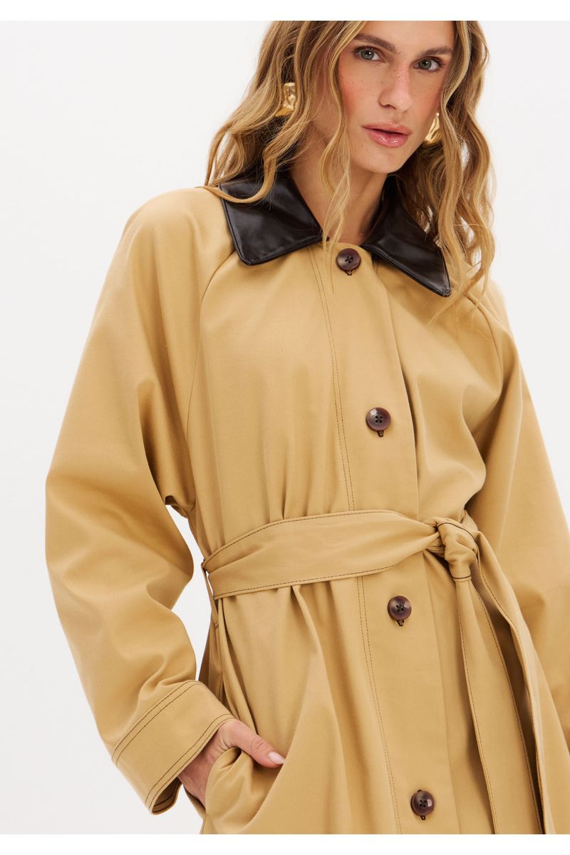 Trench Coat Alongado Com Faixa