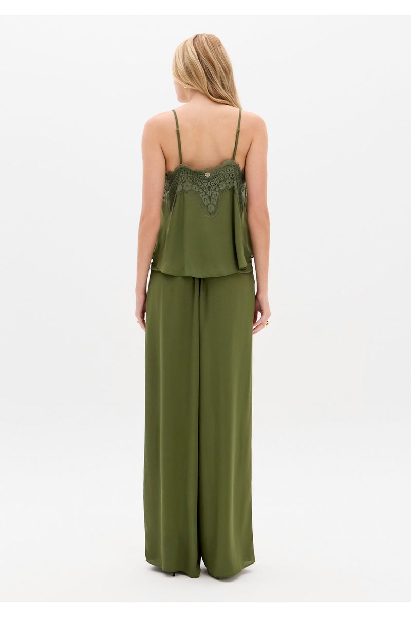 Calça Pantalona Cintura Média Com Pala