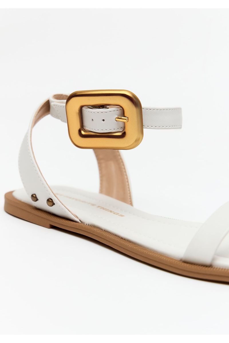 Sandáia Rasteira Rebites Maxi Fivela