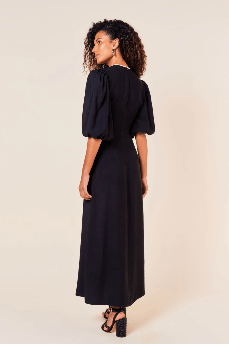 VESTIDO LONGO VISCOSE DECOTE V -PRETO / PEROLA