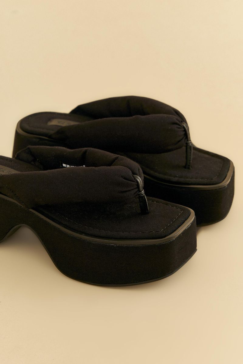 Sandália Puffer Platform Lisa