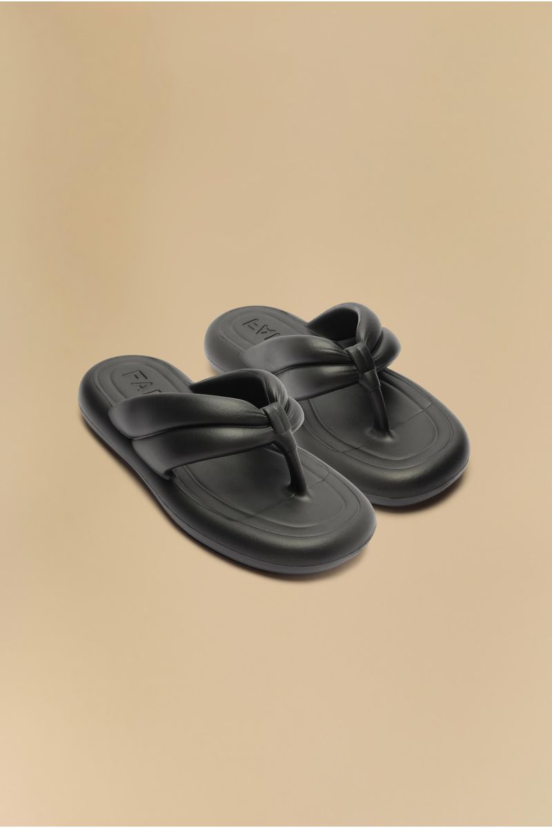 Chinelo Katita