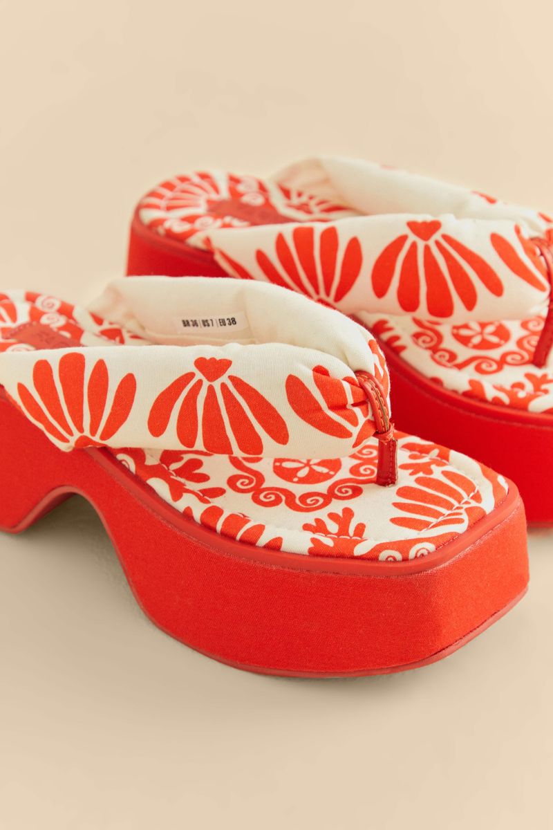 Sandália Puffer Platform Estampada