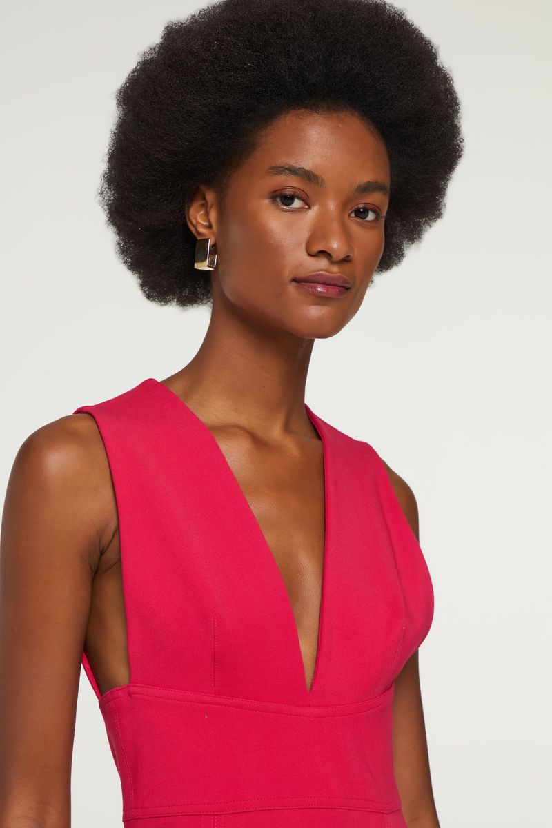 Vestido De Malha Estruturada Com Decote v Midi Rosa