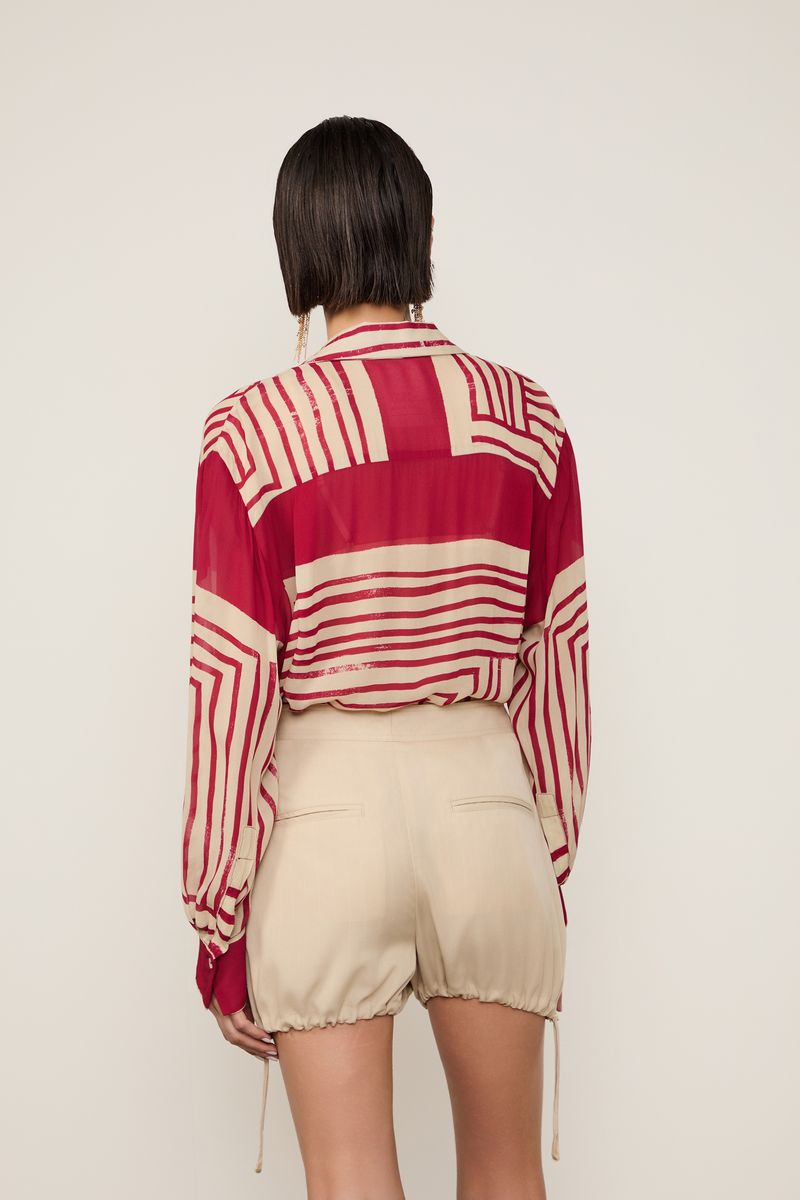 Short De Alfaiataria Com Bolsos Frontais Risca De Giz