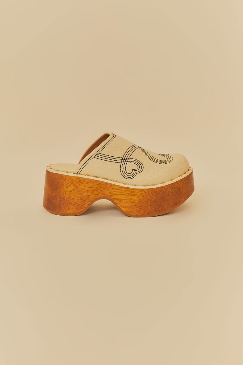 Clog Plataforma Bordado